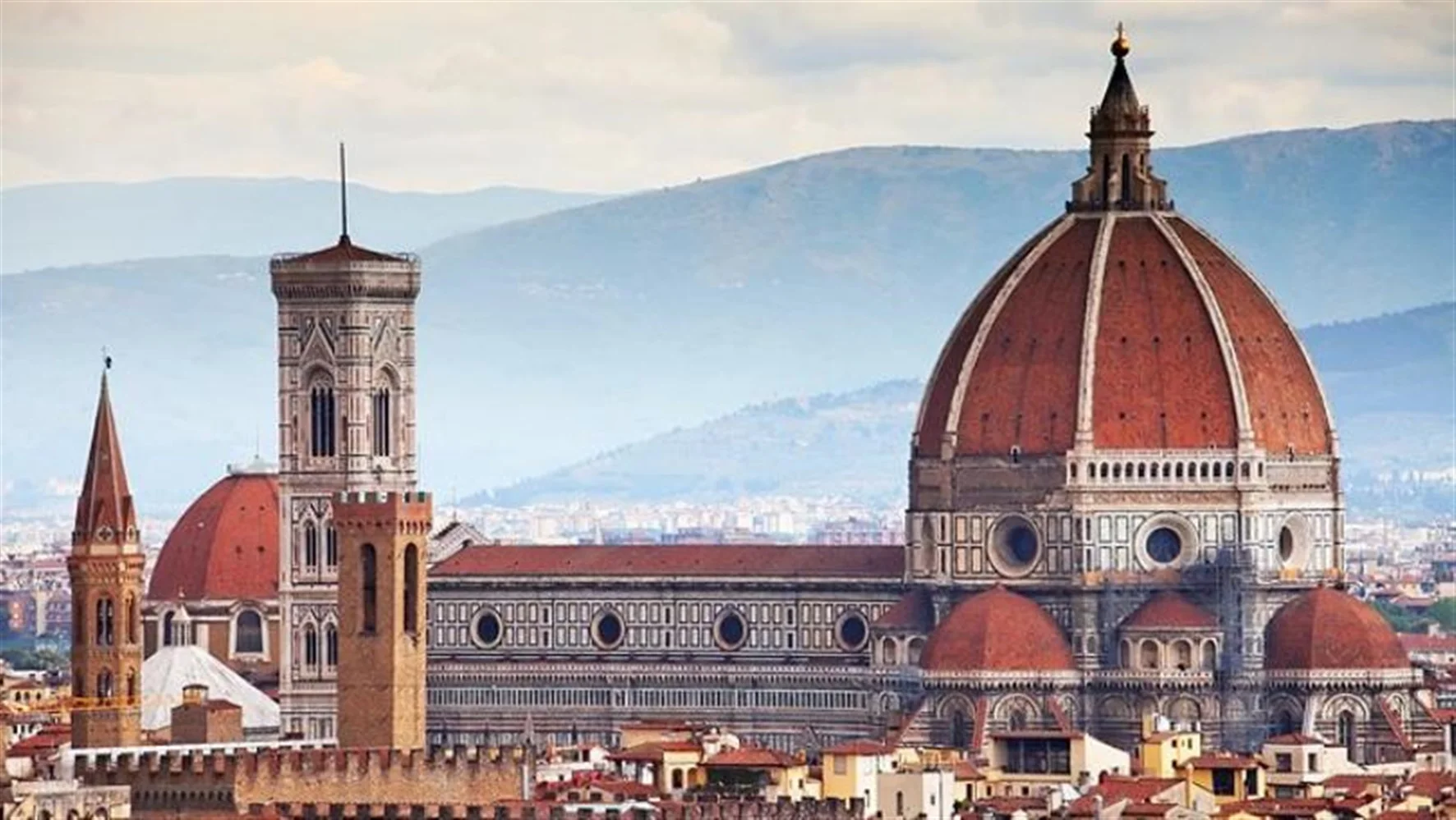 كنائس إيطاليا تقرع أجراسها تضامنا مع لبنان