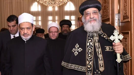 تواضروس الثّاني لقيادات الأزهر ودار الإفتاء: نحن يجب أن نقدّم ثلاث هدايا للإنسانيّة وهي المحبّة والفرح والسّلام
