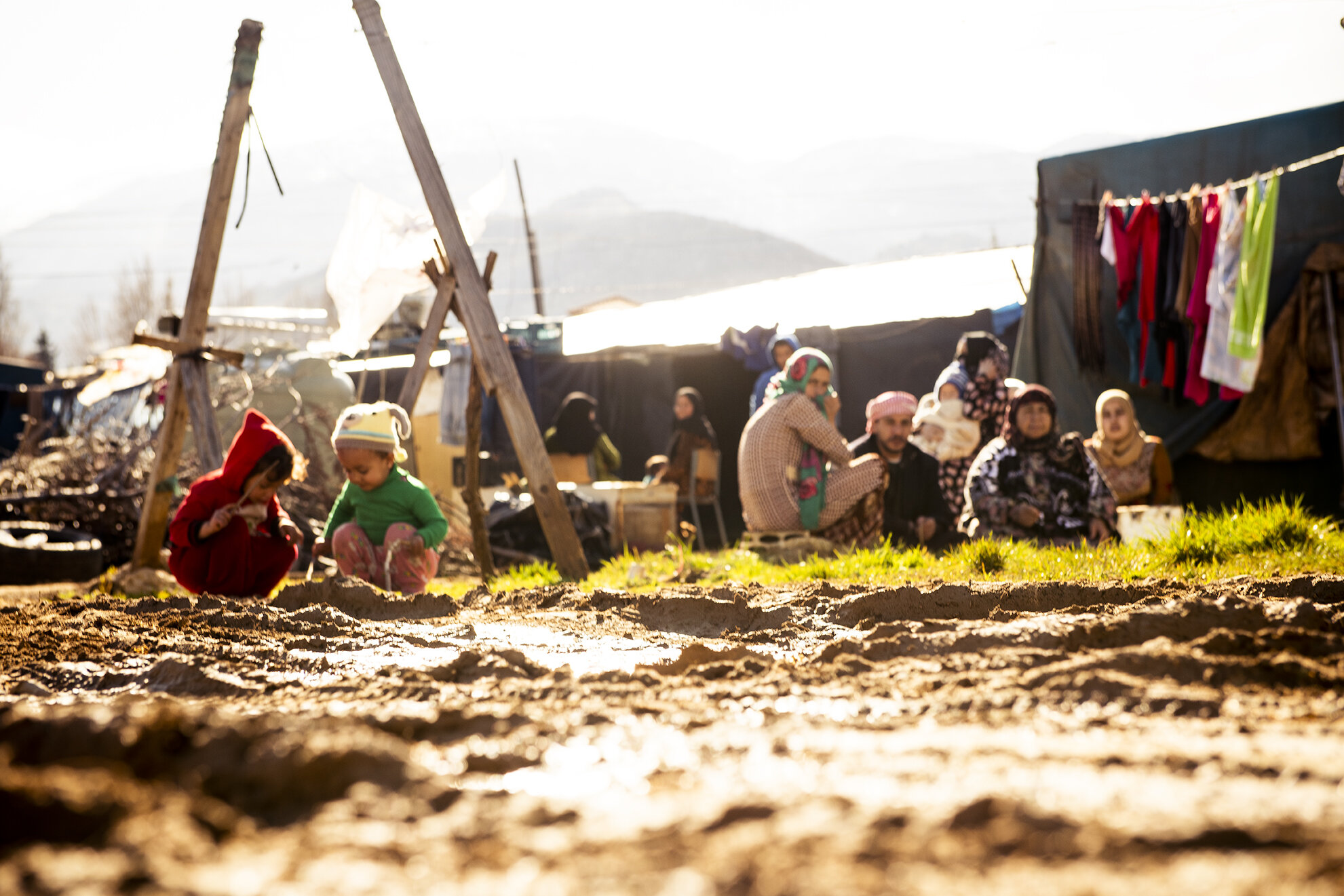  بتعاضُدِنا نستعيد عافية مجتمعاتِنا معًا