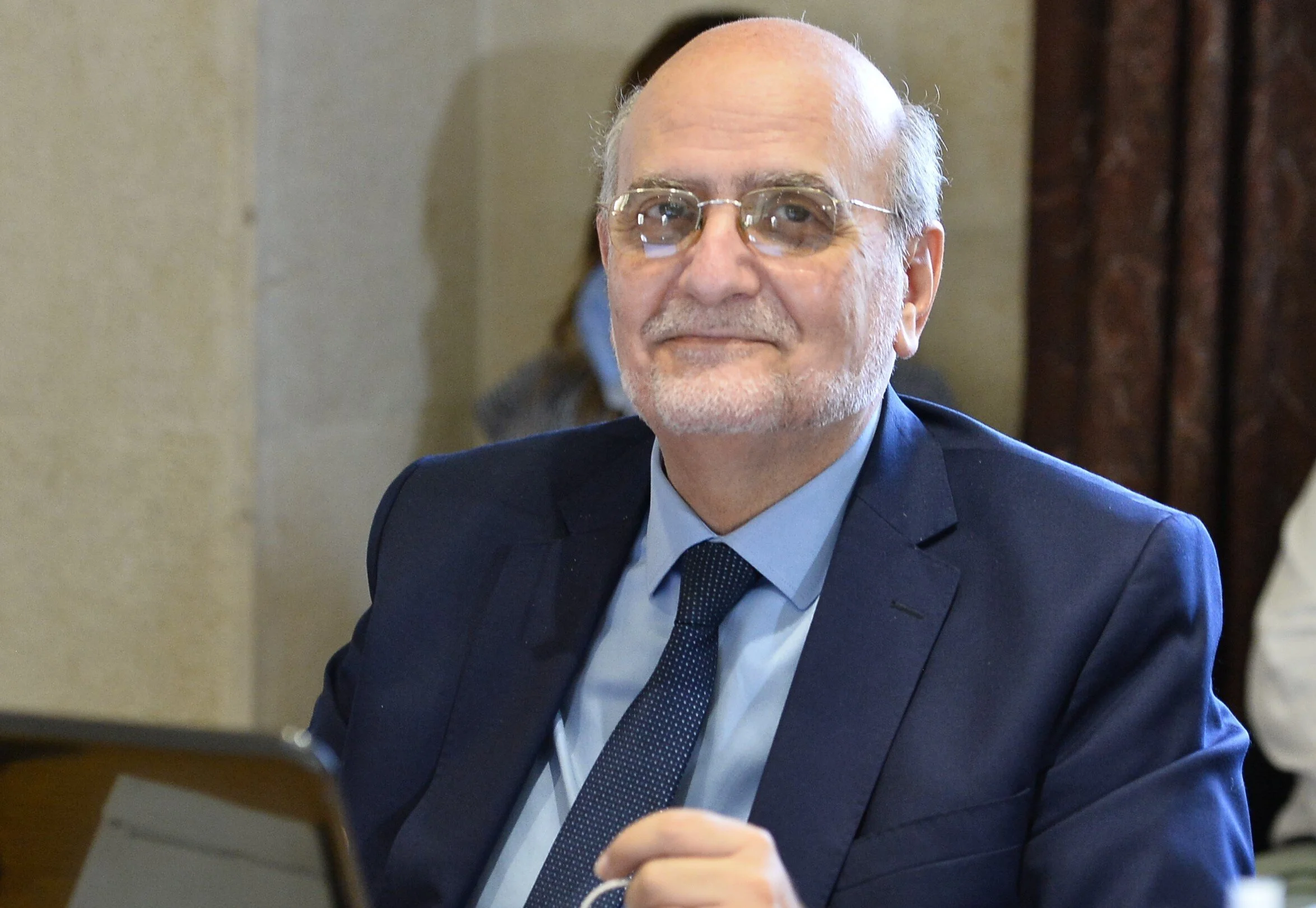 رسالة الأمين العام لمجلس كنائس الشرق   الأوسط د. ميشال عبس مع الإصدار الأوّل لنشرة المجلس الأسبوعيّة الموحّدة