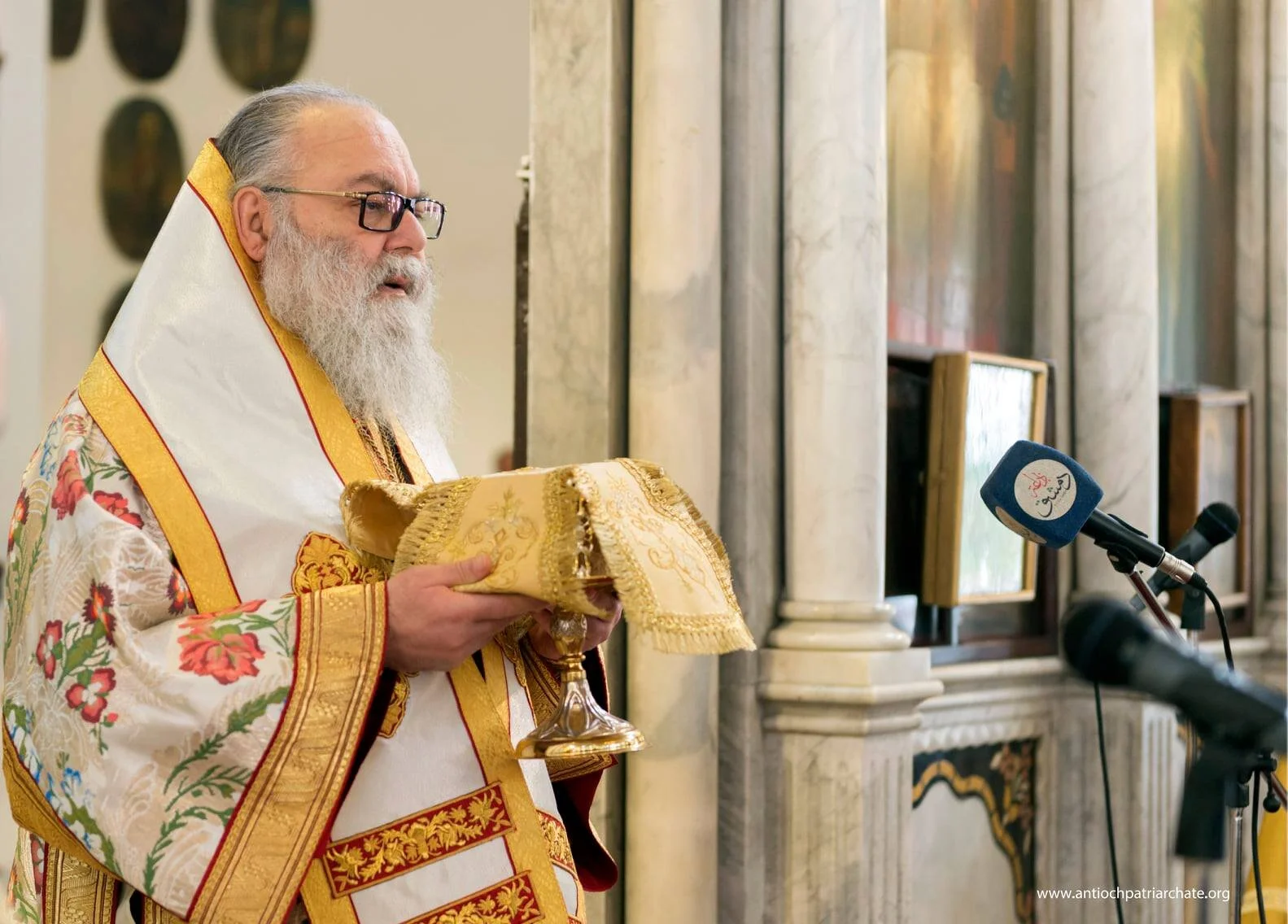 غبطة بطريرك أنطاكية وسائر المشرق للرّوم الأرثوذكس يوحنا العاشر في قدّاس رأس السنة: "نعيّد اليوم وفي القلب غصّة المخطوفين