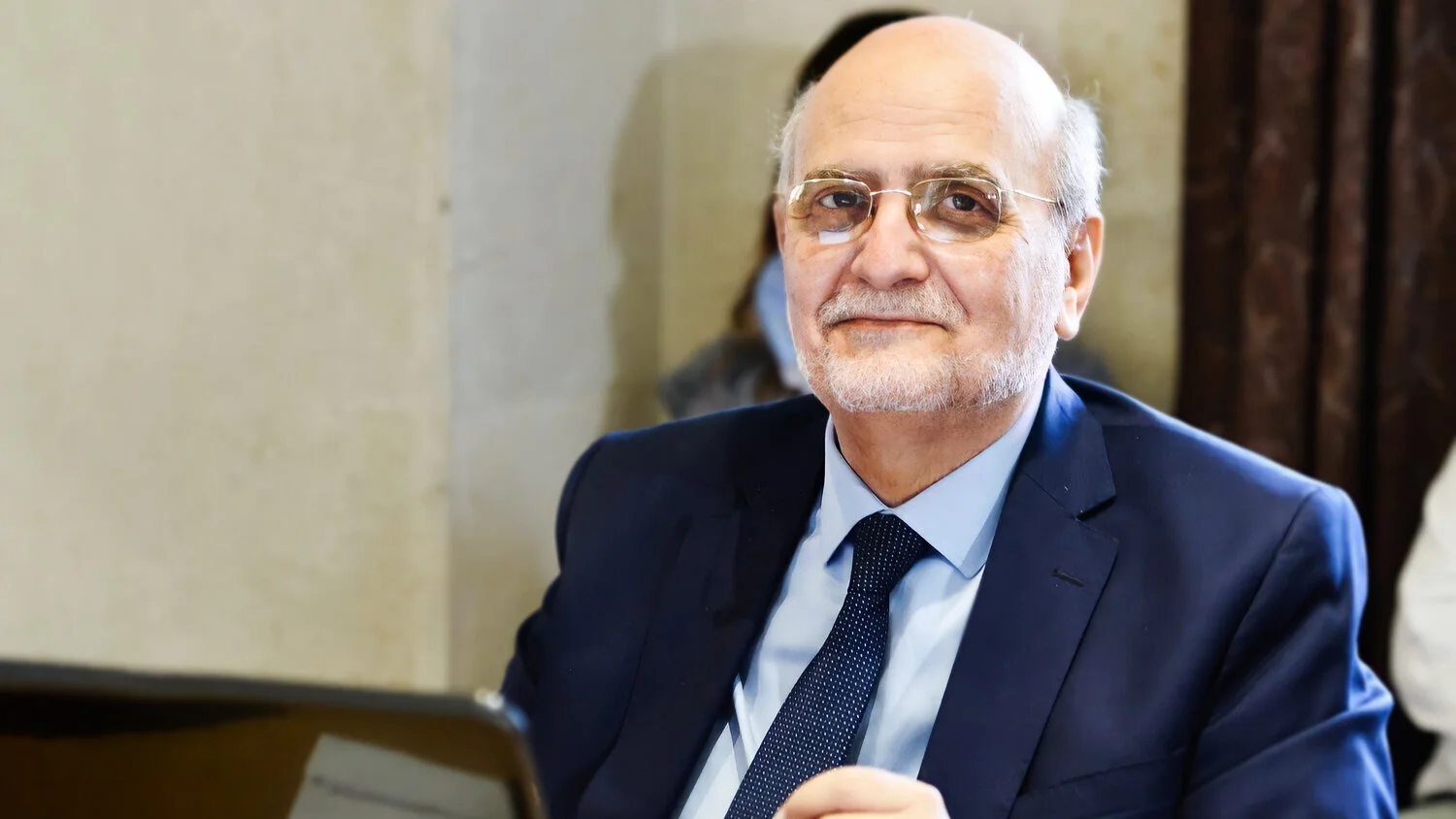 Entrevista: La Iglesia del Oriente Medio debe asemejarse a la sal, no a los conejos