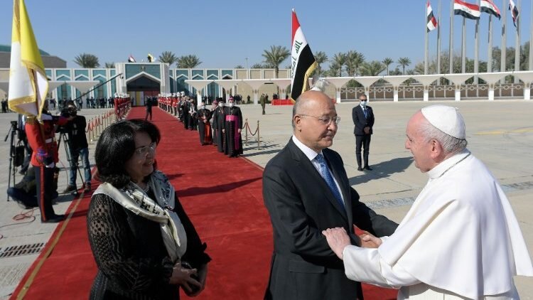 Pope bids farewell to Iraq after a historic visit