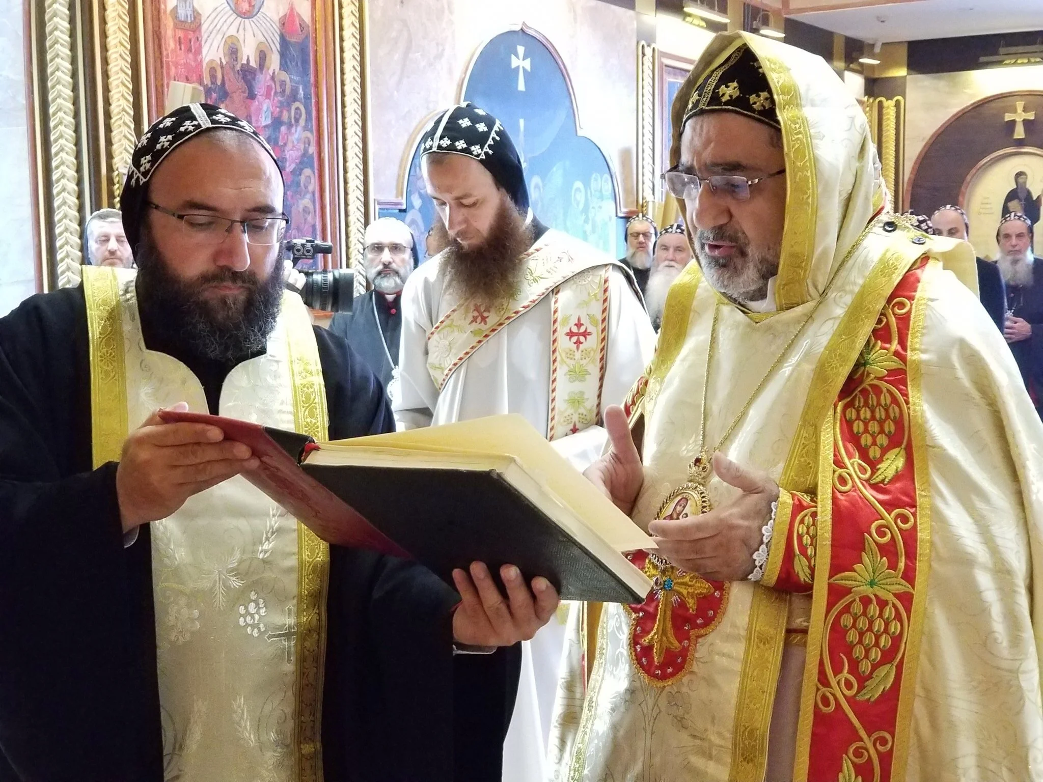 His Holiness Patriarch Mor Ignatius Aphrem II Presided Over the Holy Qurobo for the Inauguration of the Holy Synod 2021