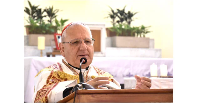 غبطة البطريرك الكاردينال مار لويس روفائيل ساكو يصلّي من أجل ضحايا تفجير مرفأ بيروت