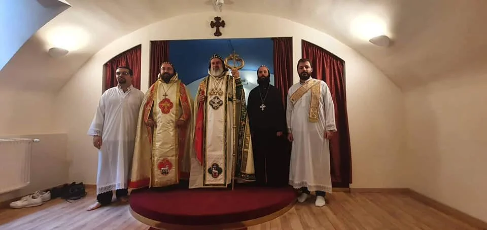  قداسة البطريرك مار إغناطيوس أفرام الثاني يحتفل بالقدّاس الإلهيّ لأوّل مرّة في بودابست