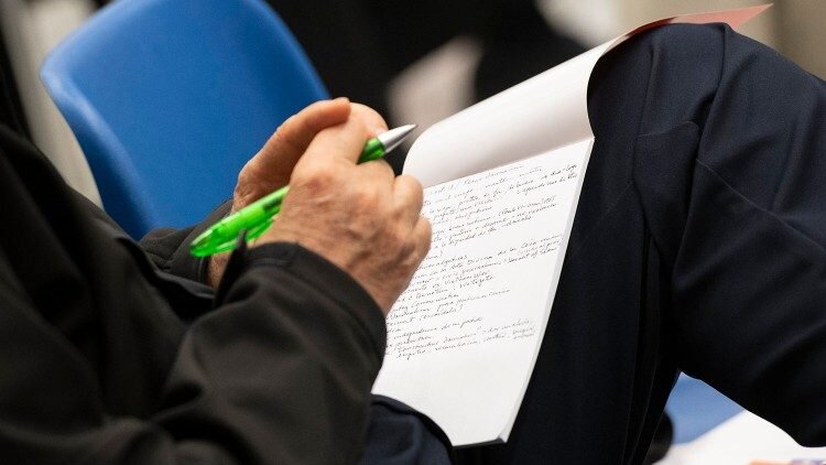 الإصغاء موضوع اليوم العالميّ للإتّصالات الإجتماعيّة ٢٠٢٢