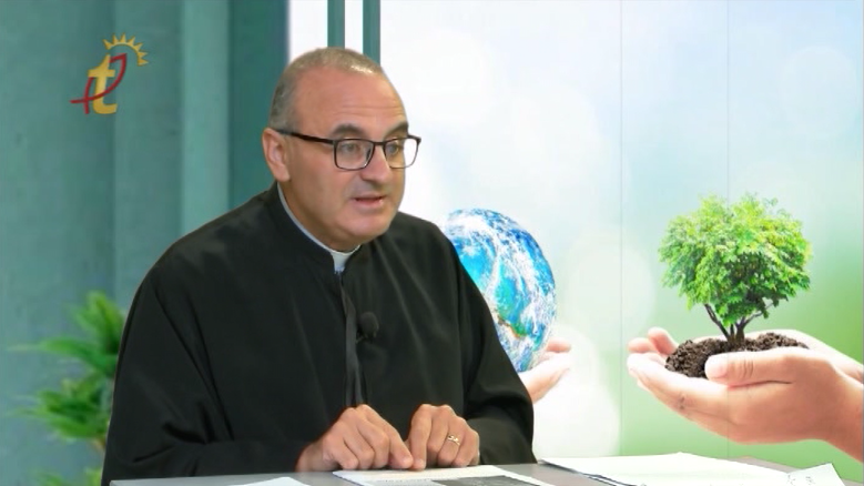 الأب طانيوس خليل عبر البرنامج التلفزيوني 