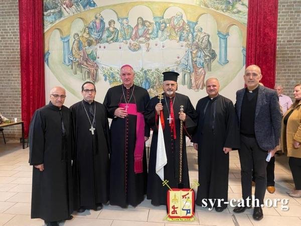 رعيّة مار يوحنّا الرسول في هولندا تحتفل باليوبيل الكهنوتي والذهبي واليوبيل الأسقفي الفضّي لغبطة البطريرك مار اغناطيوس يوسف الثالث يونان