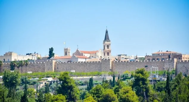 رسالة غبطة بطريرك القدس للّاتين بييرباتيستا بيتسابالا للأبرشيّة: مسيرتنا السينودسيّة في الأرض المقدّسة