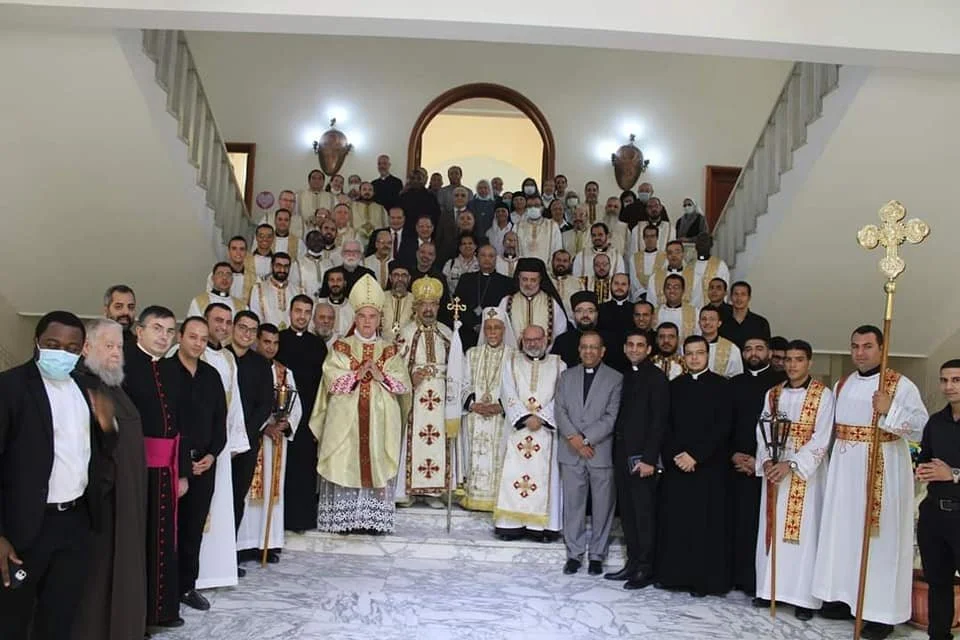 غبطة بطريرك الأقباط الكاثوليك الأنبا إبراهيم إسحق يترأّس قدّاس عيد القدّيس لاون الكبير شفيع الكليّة الإكليريكيّة بالمعادي