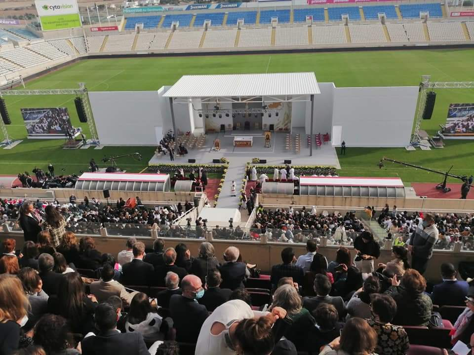 His Holiness Pope Francis at Mass in Cyprus: Only together can we be healed from blinding darkness
