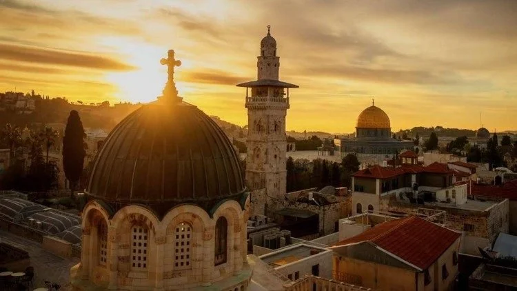 قداسة البابا فرنسيس لشباب الأرض المقدّسة: كونوا أمناء لتاريخكم، أنظروا إلى الأفق