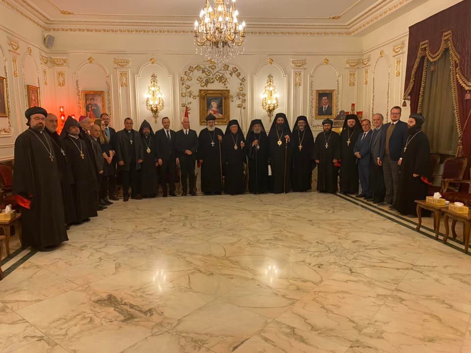 قداسة البطريرك مار إغناطيوس أفرام الثاني يقيم حفل إستقبال على شرف سيادة المطران زولتان بالوغ والوفد الكنسيّ الهنغاريّ