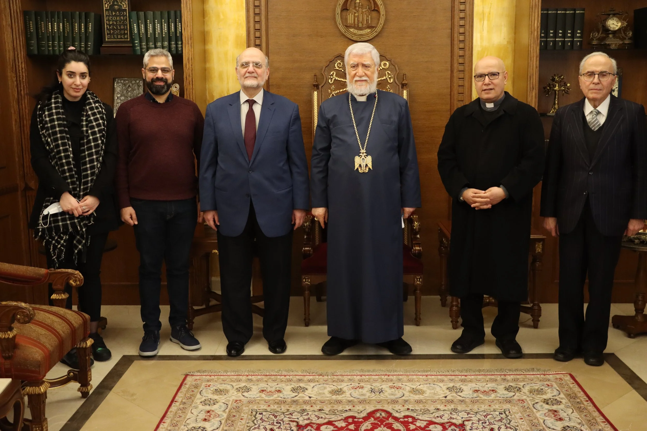 El Secretario General Dr. Michel Abs transmitió una carta de S.S. el Papa Tawadros II a S.S. el Catholicós Aram I