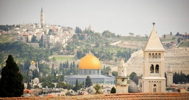 بيان صادر عن البطاركة ورؤساء الكنائس المحليّة في القدس حول اندلاع أعمال العنف الأخيرة