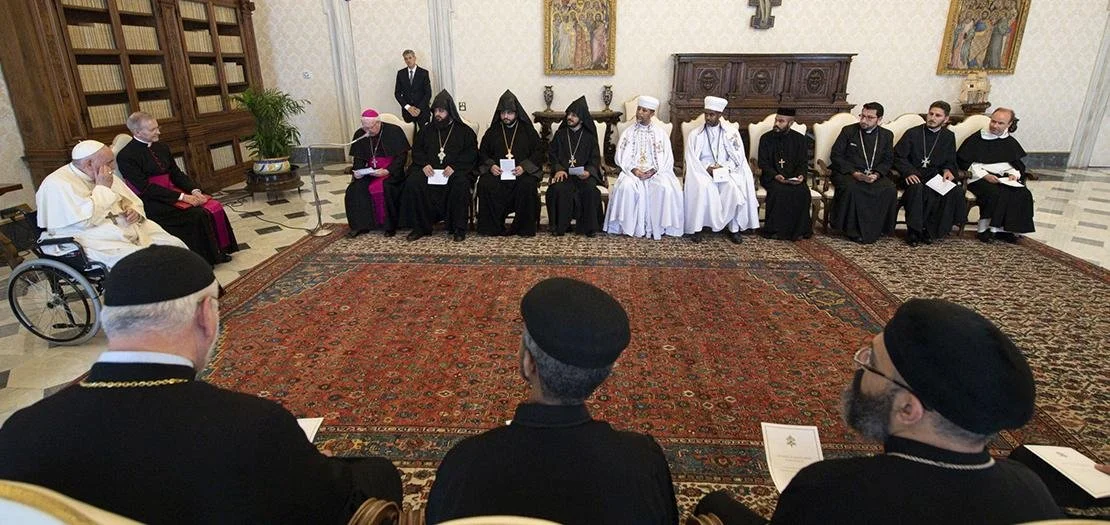 قداسة البابا يستقبل وفدًا من كهنة ورهبان الكنائس الشرقية الأرثوذكسية