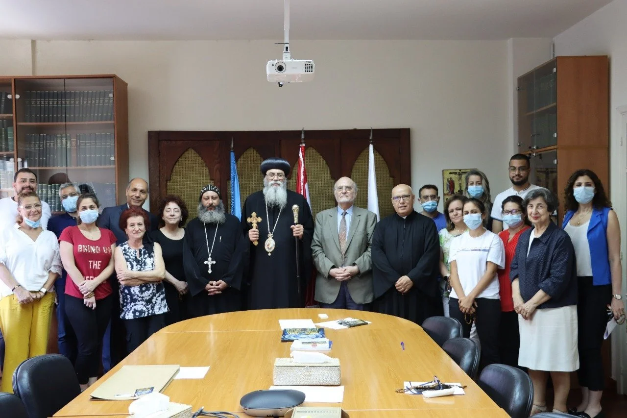 Su Gracia Anba Antonios en Beirut y visitó la sede del MECC: