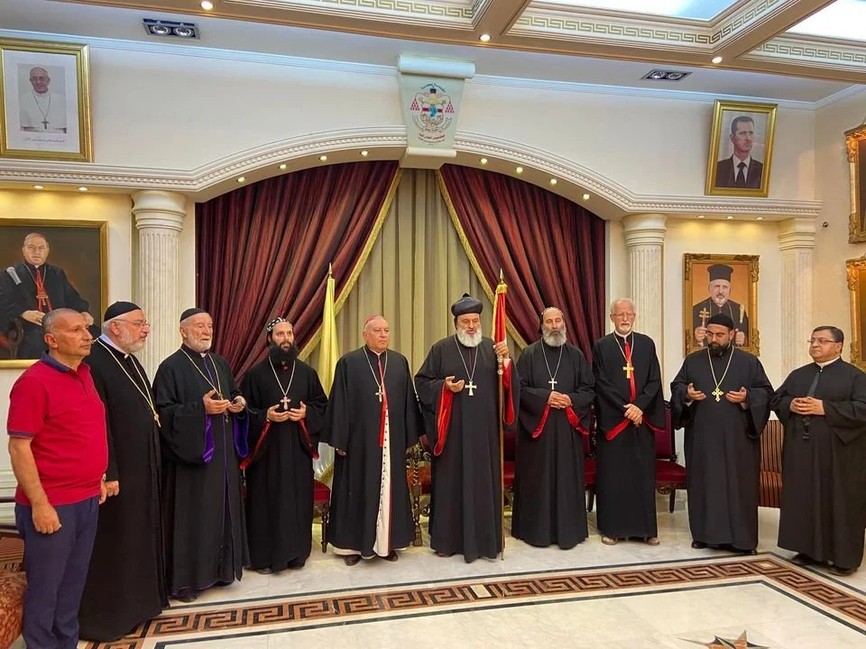 His Holiness Patriarch Mor Ignatius Aphrem II offers his condolences to Archbishop Mar Dionysius Antoine who witnessed the death of his two brothers