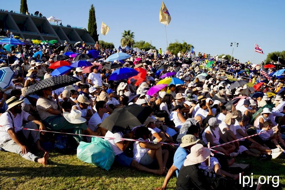 Gathering of 8,000 Neocatechumenal Way youth in Domus Galilaeae