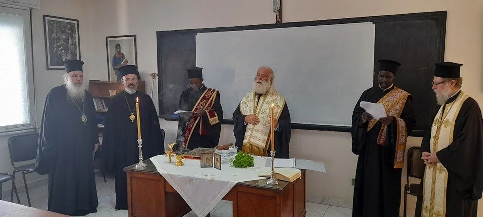 قداسة البابا ثيودروس الثاني يبارك مدرسة "القدّيس أثناسيوس" البطريركيّة في الإسكندريّة