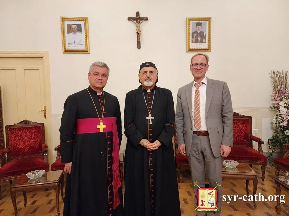 غبطة البطريرك مار اغناطيوس يوسف الثالث يونان يستقبل سيادة المطران د. أودو بانتز