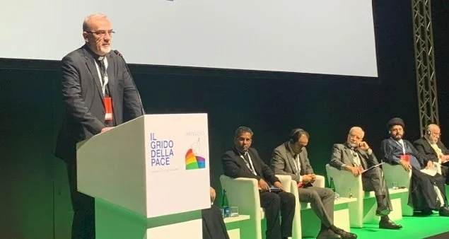 حوار عن السّلام والدين والأمل