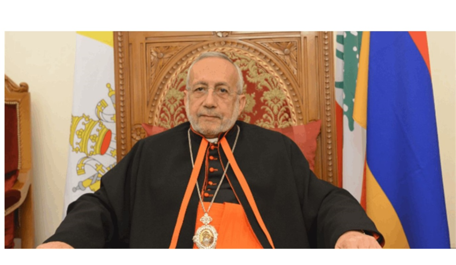 غبطة البطريرك روفائيل بيدروس الحادي والعشرون ميناسيان متوجّهًا للمشاركة بمؤتمر كاريتاس العالمي في روما: أنا ذاهب لأصلّي لأجل المحبّة والتضامن والتوافق والإخلاص والصدق والاتّحاد والوحدة، هذا خلاص لبنان