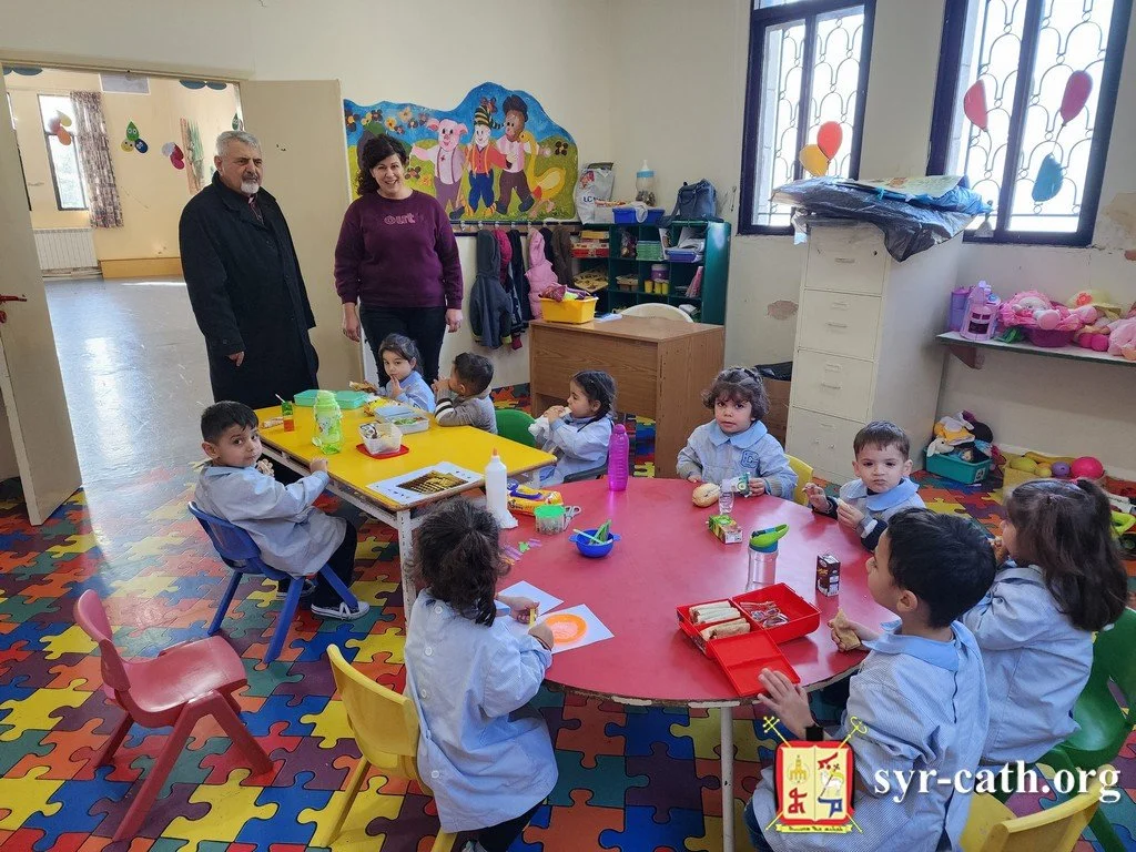 غبطة البطريرك مار اغناطيوس يوسف الثالث يزور مدرسة دير الشرفة في درعون