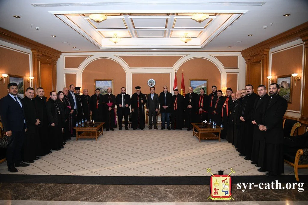 غبطة البطريرك مار اغناطيوس يوسف الثالث يونان يصل إلى مطار اربيل الدولي في زيارة رسوليّة