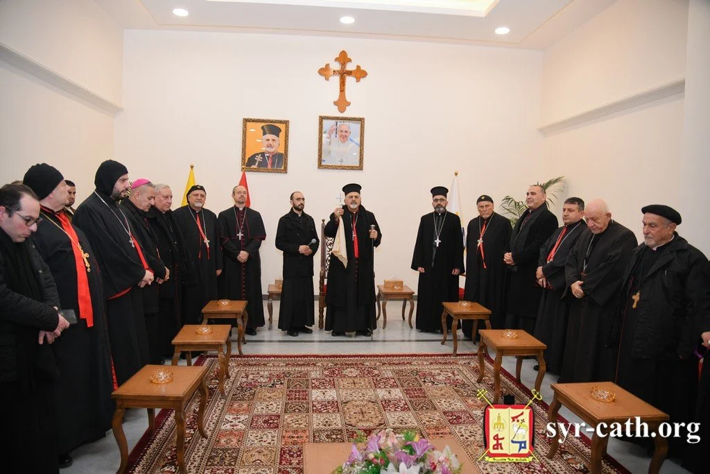 إستقبال غبطة البطريرك مار اغناطيوس يوسف الثالث يونان في دار مطرانيّة الموصل وتوابعها، قره قوش - العراق