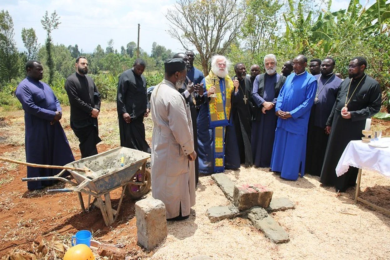 غبطة البابا ثيودروس في مدينة نيري بكينيا