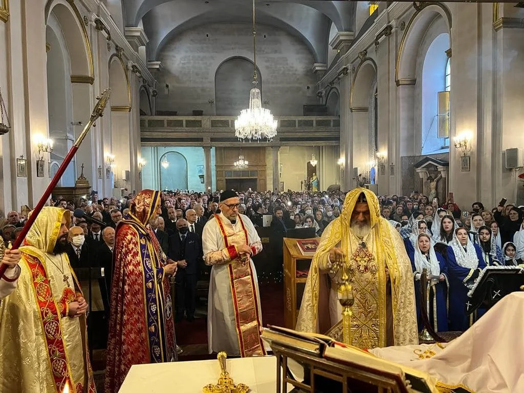 His Holiness Patriarch Mor Ignatius Aphrem II Celebrated the Holy Qurobo at the St. Stephanos Church in Istanbul