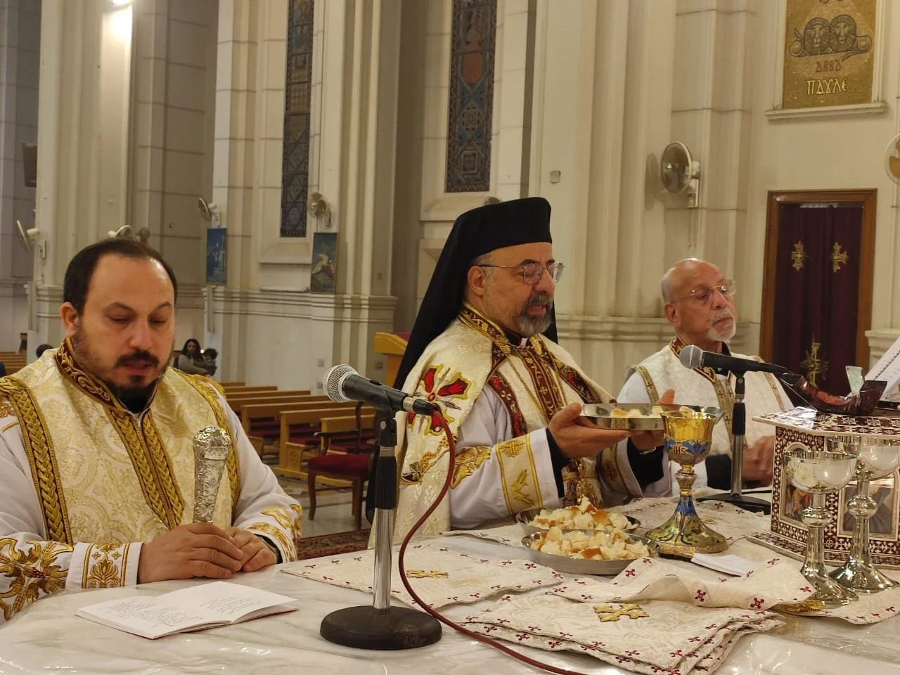 غبطة البطريرك الأنبا إبراهيم إسحق يترأّس قدّاس أحد الرفاع في كاتدرائيّة العذراء مريم بمدينة نصر