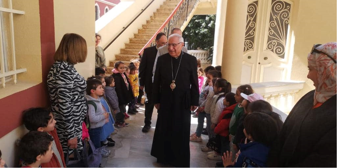 غبطة البطريرك يوسف العبسي يزور المدرسة البطريركيّة في بيروت
