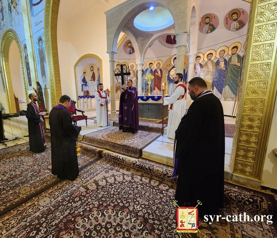 غبطة البطريرك مار اغناطيوس يوسف الثالث يونان يحتفل برتبة درب الصّليب