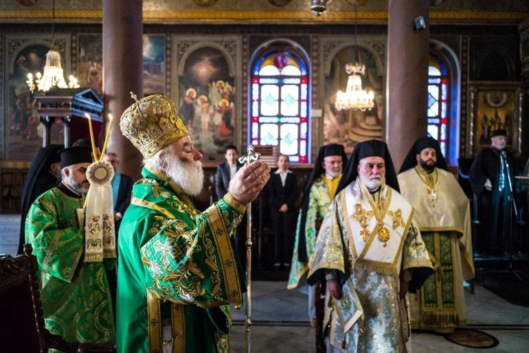 غبطة البابا ثيودروس الثاني يحتفل بأحد السجود للصّليب المكرّم