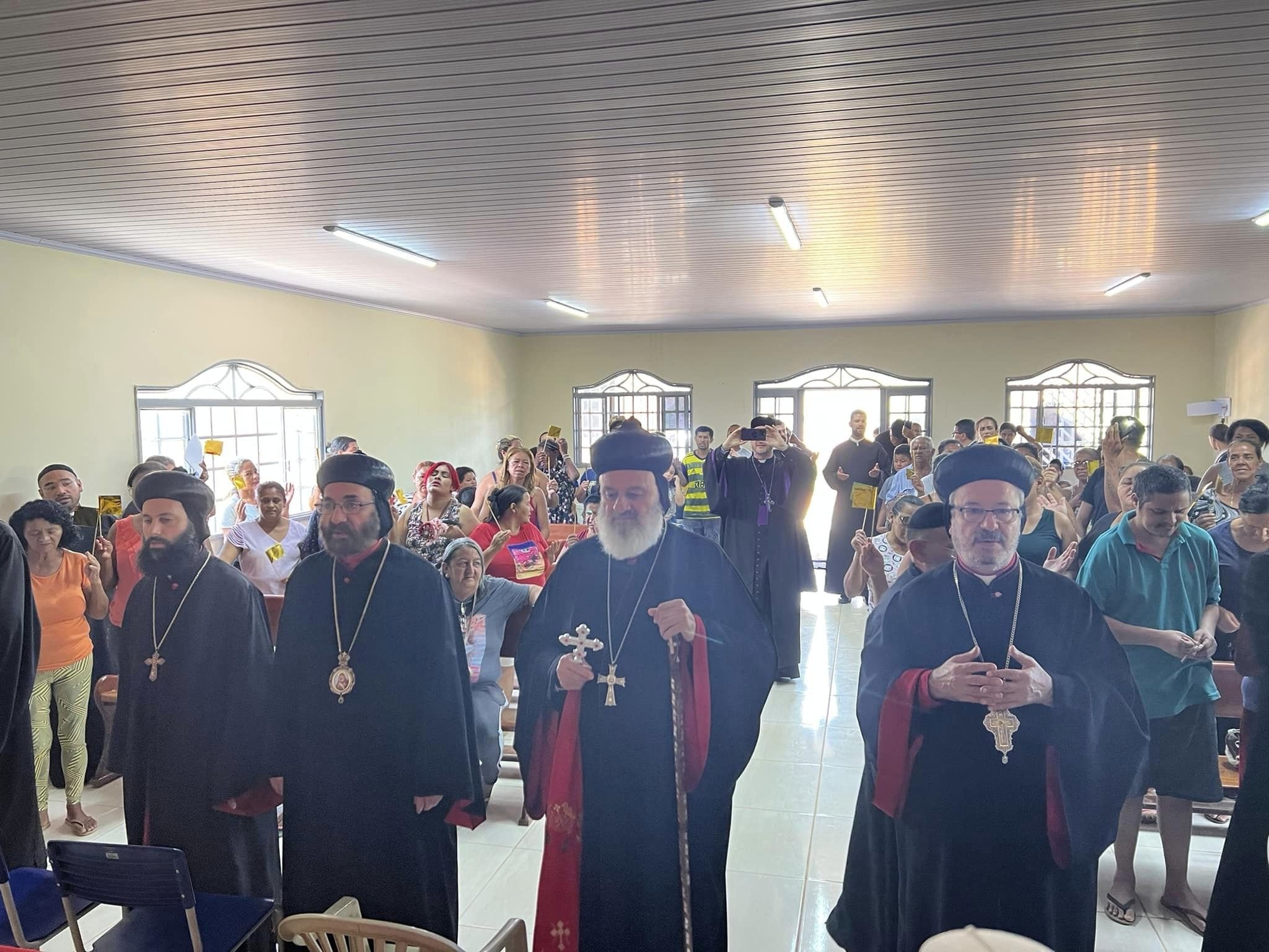 His Holiness Patriarch Mor Ignatius Aphrem II Visits the Church of God the Saviour in Aguas Quentes in Brasilia