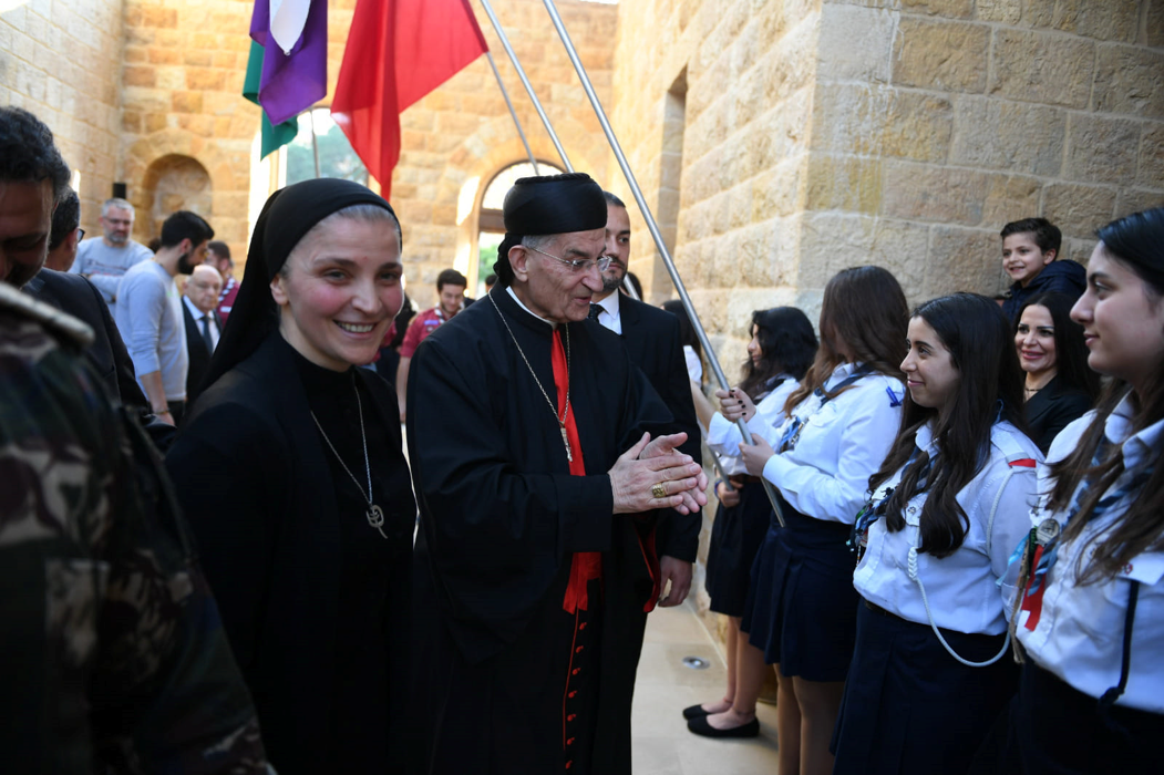  تكريم غبطة البطريرك الكردينال مار بشارة بطرس الرَّاعي في دير الزيارة فيلوكاليا في عينطورة، لبنان 