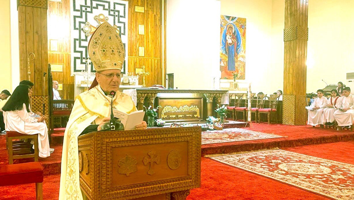 غبطة البطريرك الكاردينال لويس روفائيل ساكو يترأّس قدّاس ليلة عيد القيامة الإحتفالي