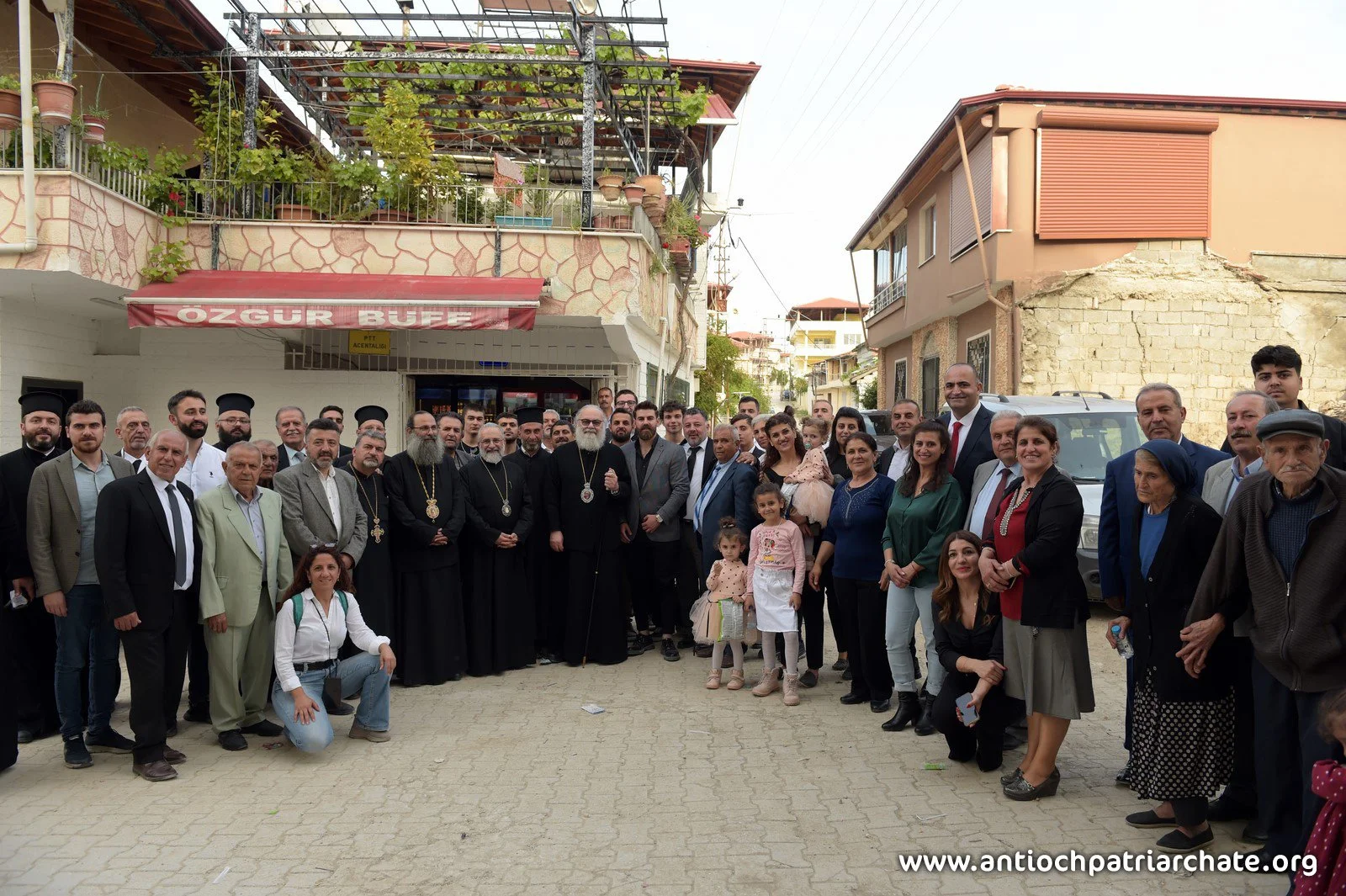 غبطة البطريرك يوحنّا العاشر يقوم بزيارة رعية جنيدو في أنطاكية 