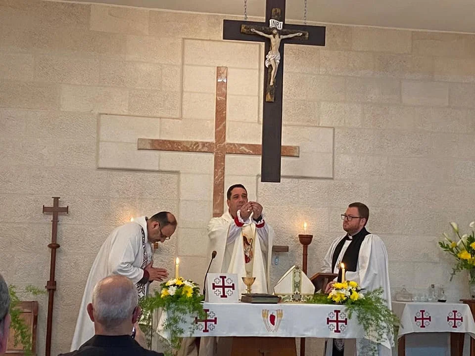 سيادة المطران حسام نعوم في زيارته الرعويّة الأولى لكنيسة مار لوقا في ماركا - عمّان الأردن