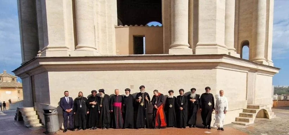 His Holiness Pope Tawadros II Begins His Tour in the Vatican City by Visiting the Shrine of Saint Peter