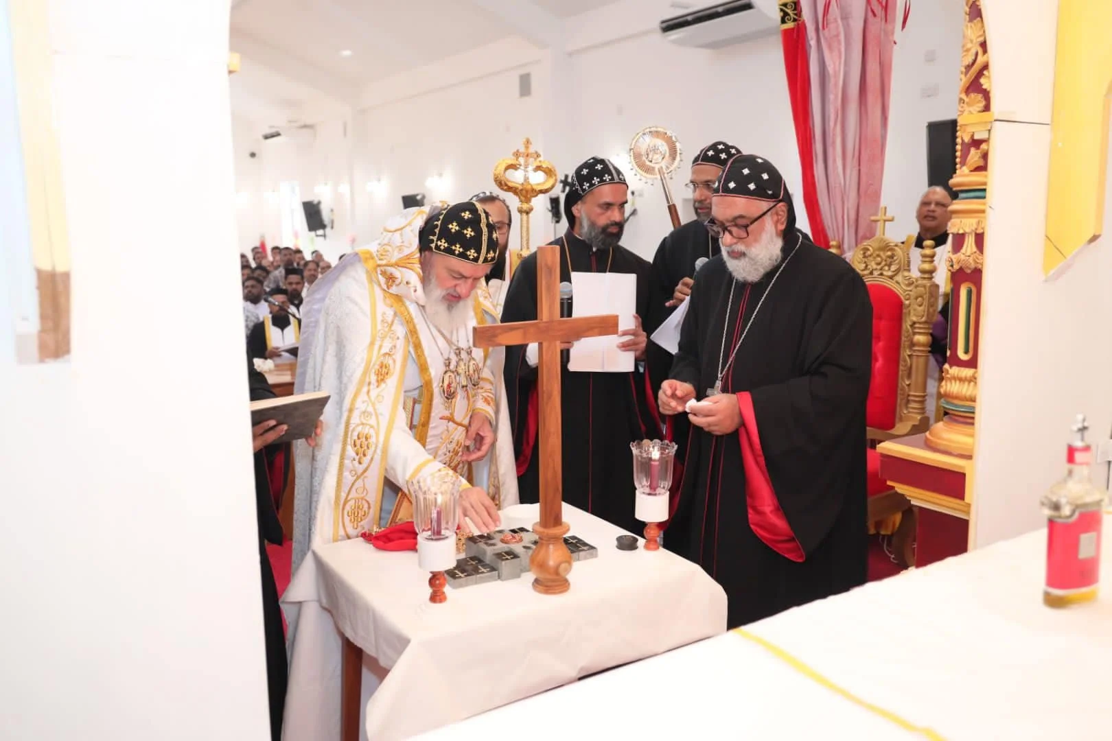 His Holiness Patriarch Mor Ignatius Aphrem II consecrated St. Mary Church in Manchester