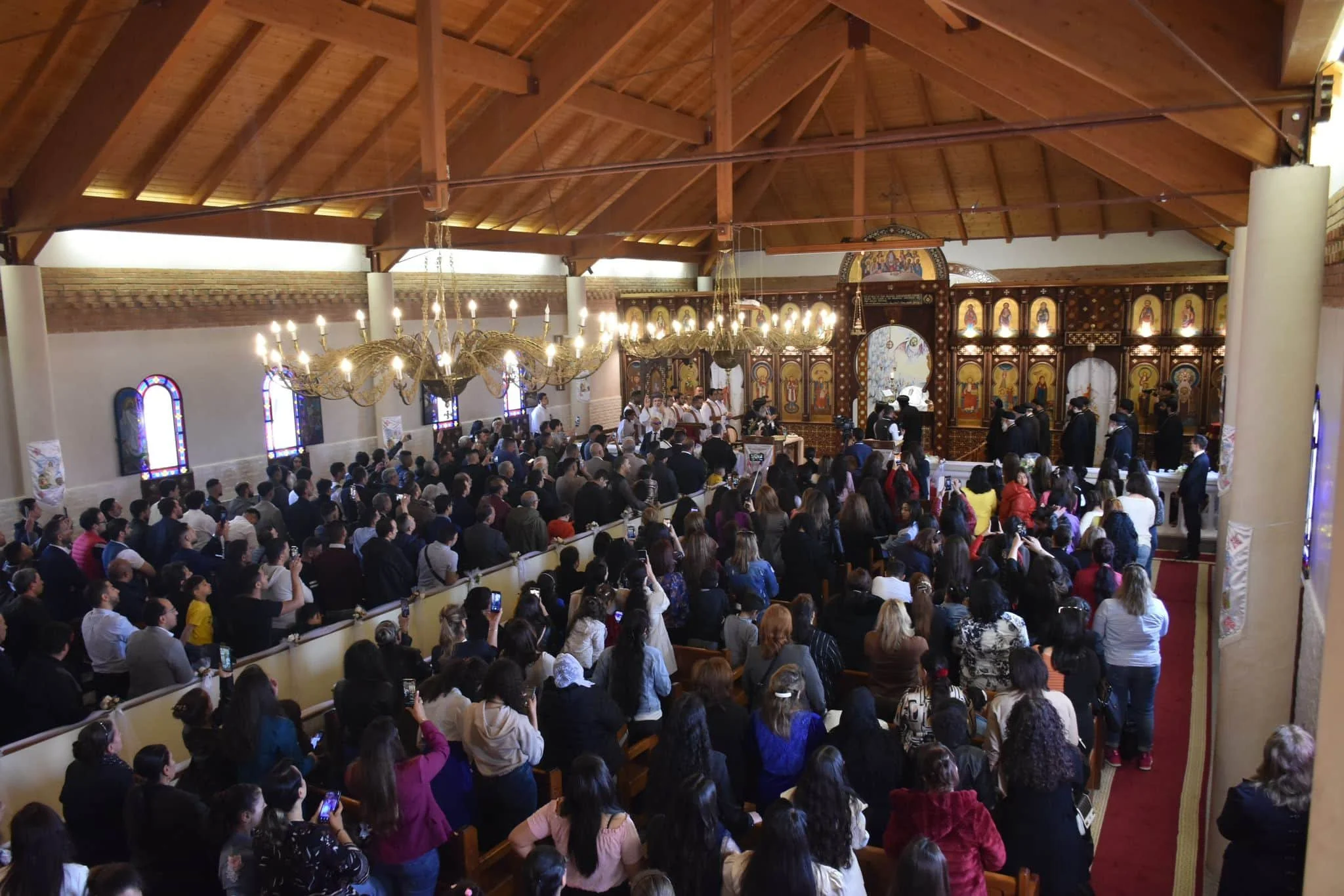 His Holiness Pope Tawadros II Meets with the Congregation of Milan Diocese