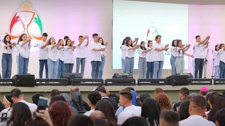 إنطلاق أيّام لقاء عنكاوا للشّباب ٢٠٢٣ وباقة من التّراتيل من أداء الأب المرتّل بيتر حنّا