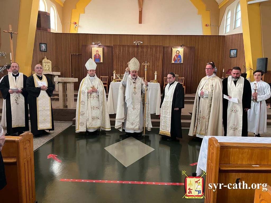 غبطة البطريرك مار اغناطيوس يوسف الثالث يونان يحتفل بالقدّاس للمرّة الأولى في كنيسة مار بولس السريانيّة الكاثوليكيّة الجديدة في كاتينو - أوتاوا، كندا