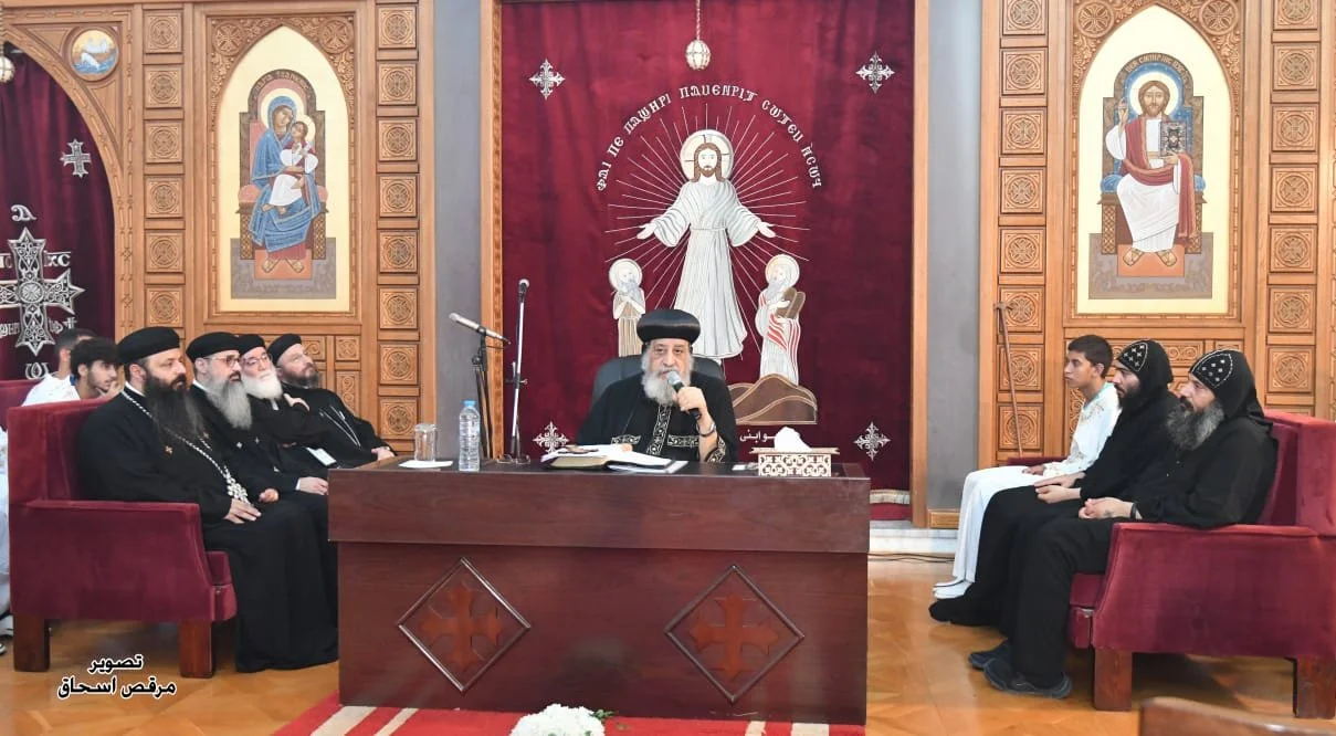 قداسة البابا تواضروس الثاني يلقي عظته الأسبوعيّة  في اجتماع الأربعاء الأسبوعي بحضور كهنة كنائس الخليج، من مركز لوجوس في وادي النطرون، مصر