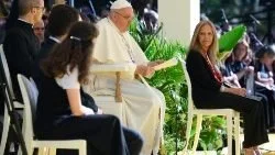 His Holiness Pope Francis Tells Students in Lisbon There Is No Future in a World Without God