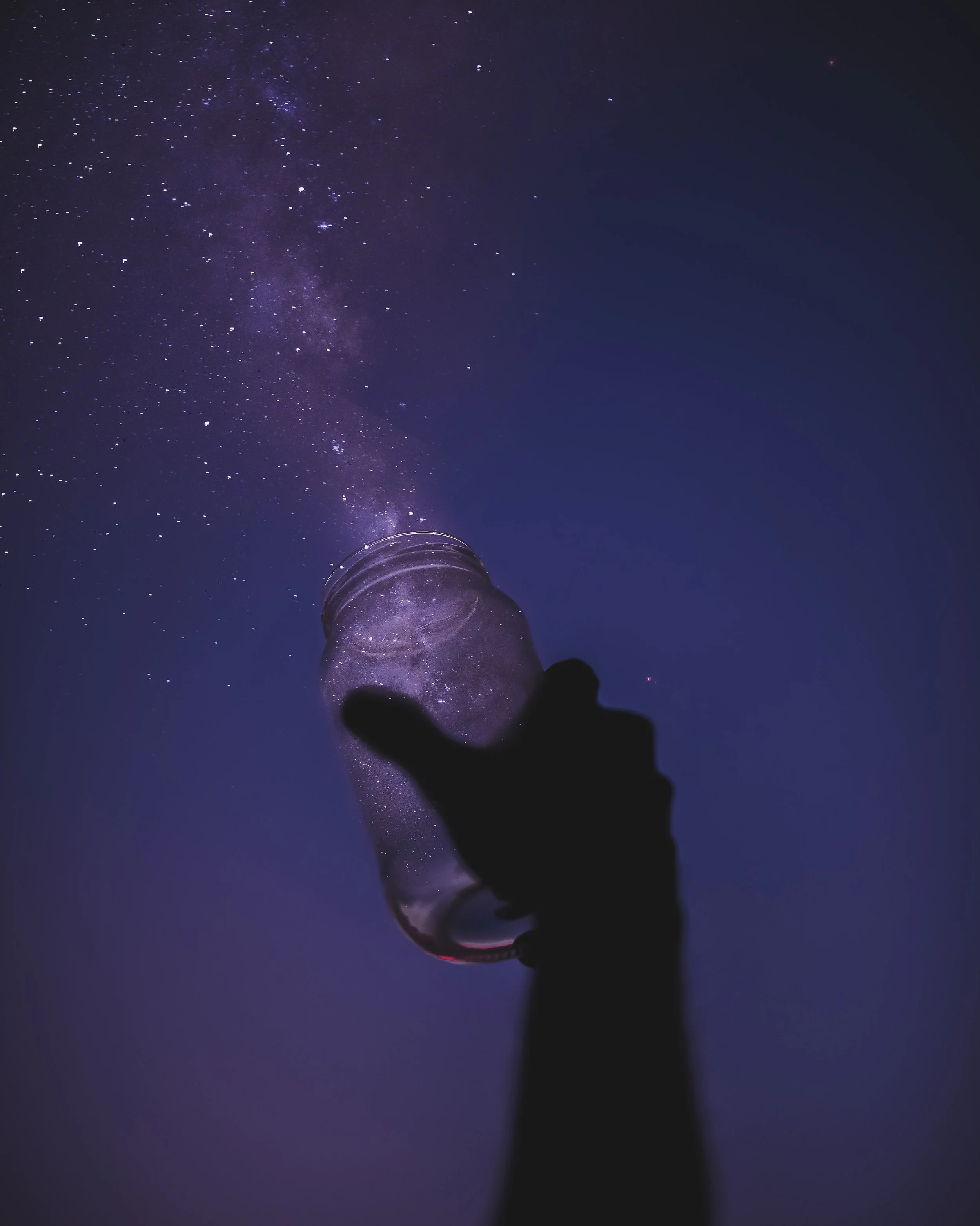 لا تستَعجِلْ في كَلامِكَ، ولا تـتَسَرَّعْ في وعُودِكَ للهِ